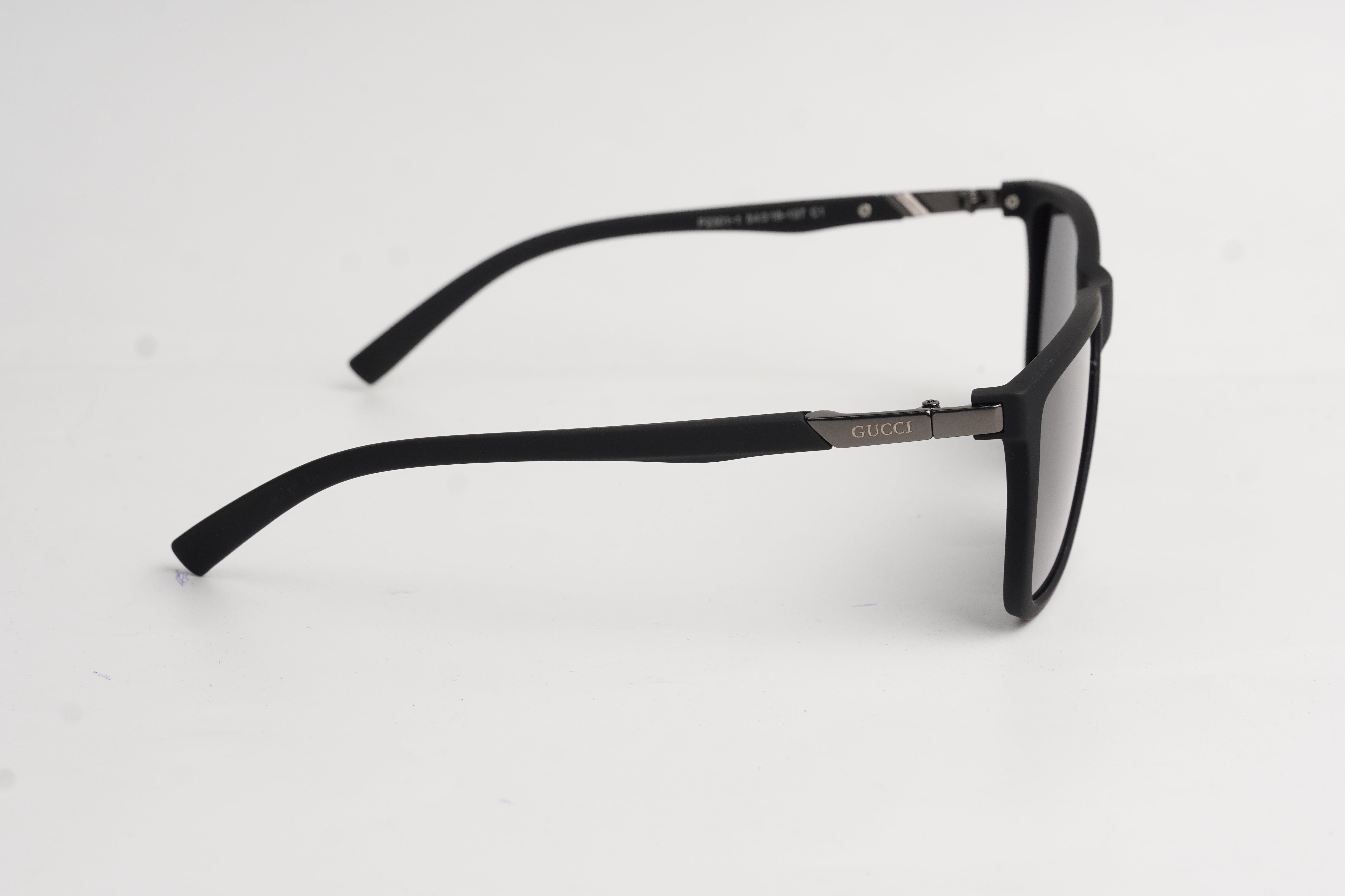 Gucci-P2301-Rectangle-plastic-Sunglasses