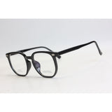 Eyewear in pakistan