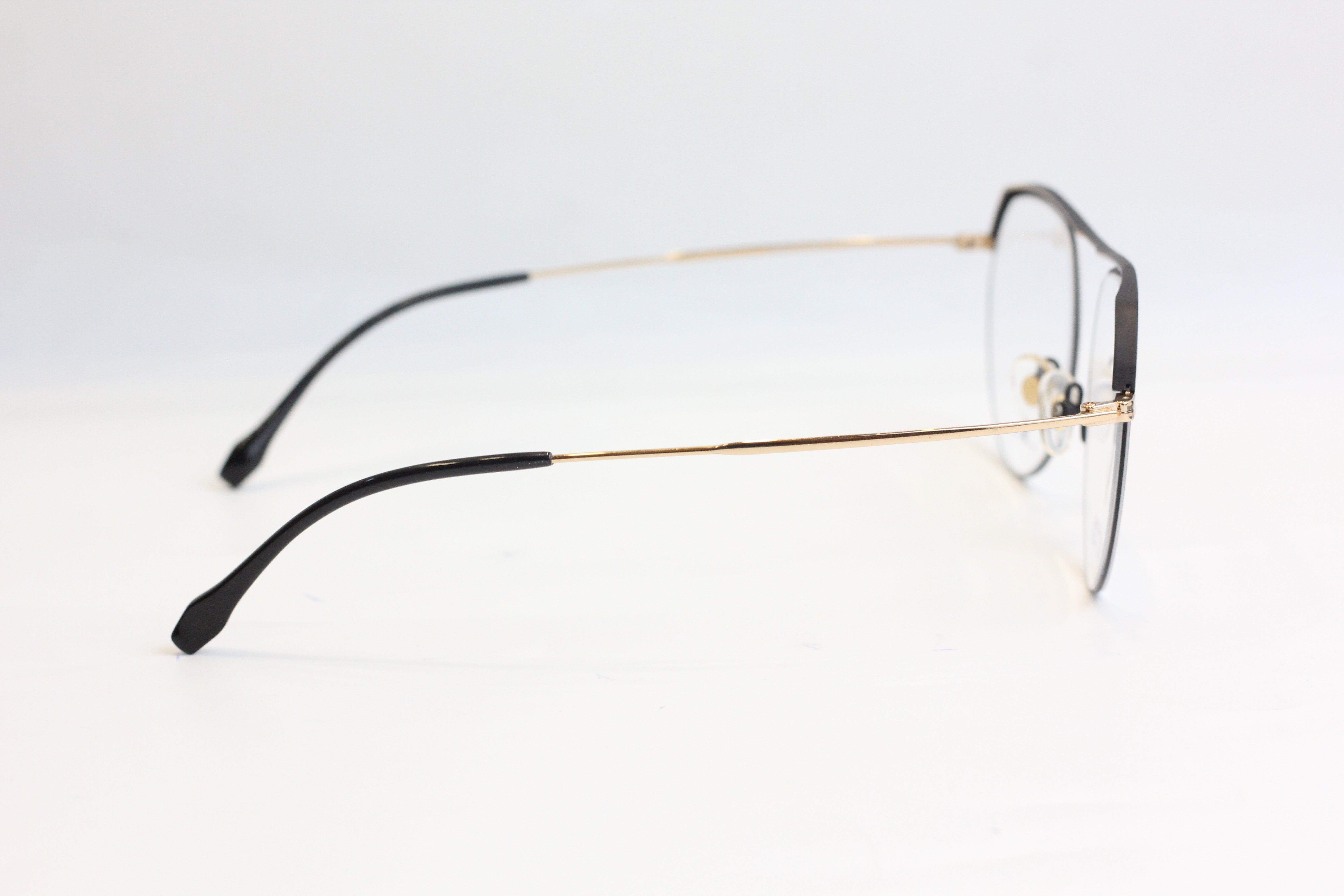 Slim&sleek-0047-Round-Black-Gold-Metal